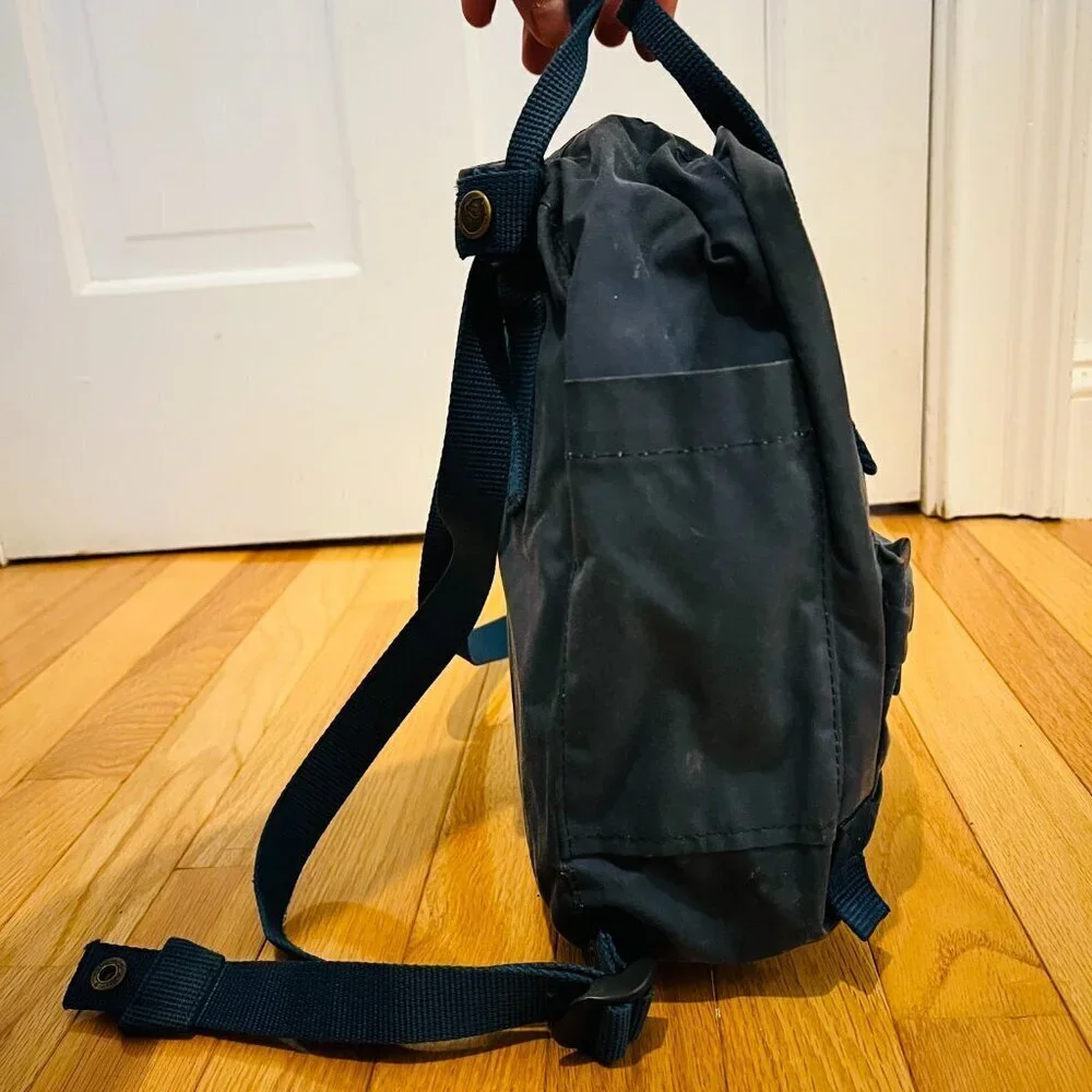 Fjall Raven Fjallraven Kånken Mini EVERYDAY OUTDOOR Backpack Bag